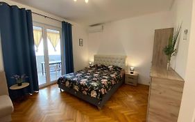 Alina'S Apartment