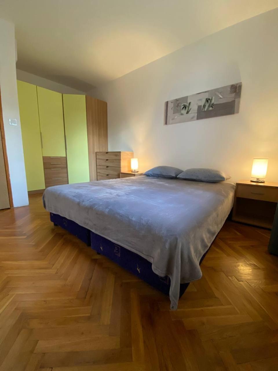 Alina'S Apartment Бечичи Экстерьер фото