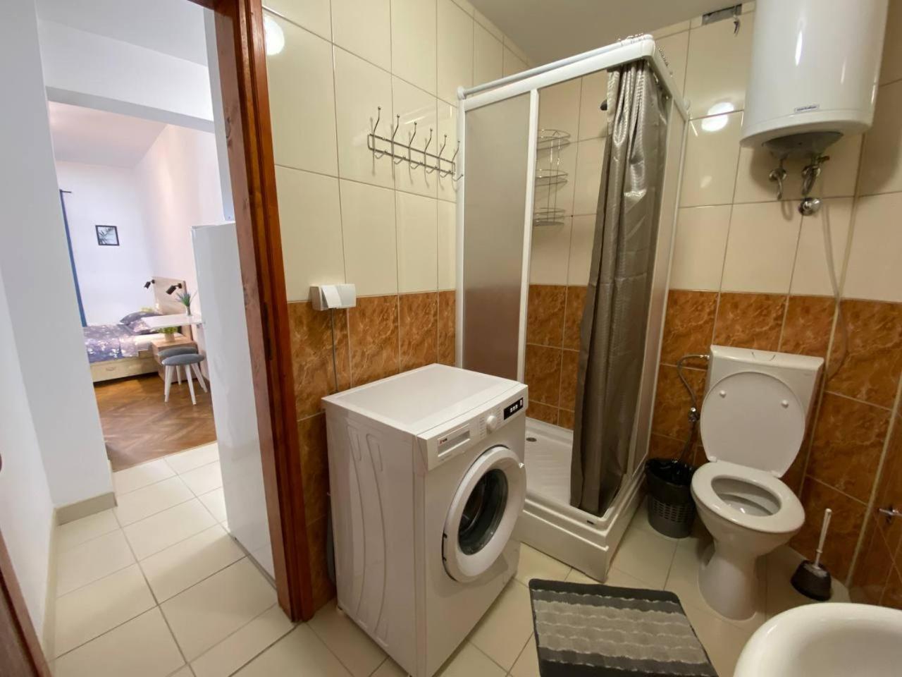 Alina'S Apartment Бечичи Экстерьер фото