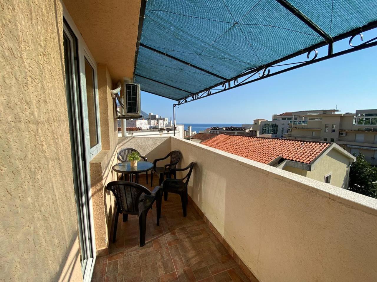 Alina'S Apartment Бечичи Экстерьер фото