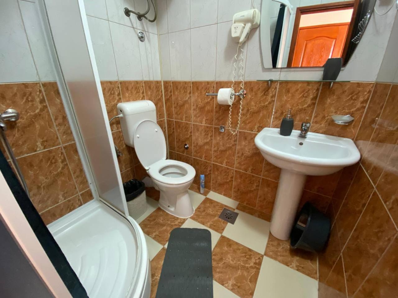 Alina'S Apartment Бечичи Экстерьер фото